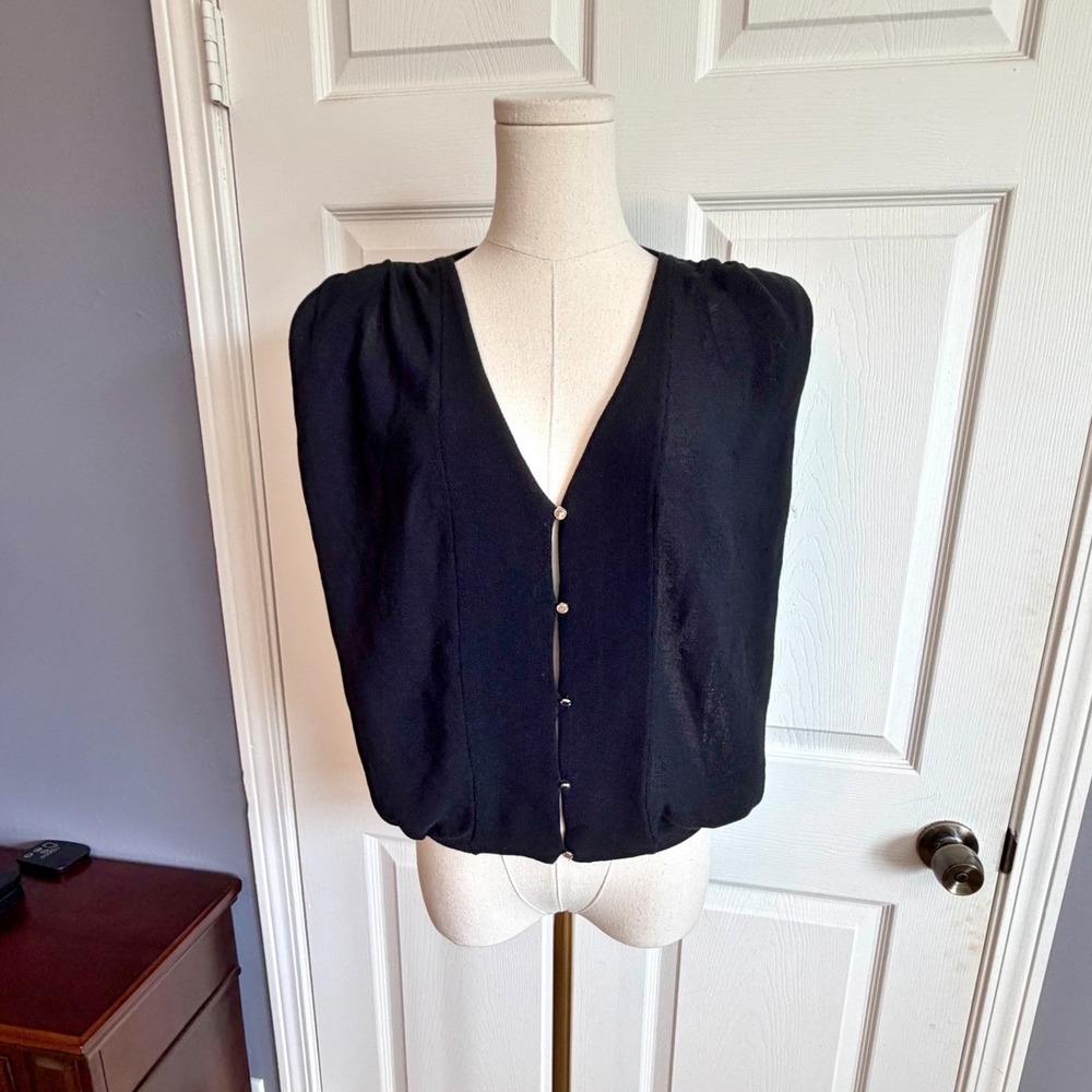 Industry Black Knit Button Front Vest V-Neck Sleeveless Top Small